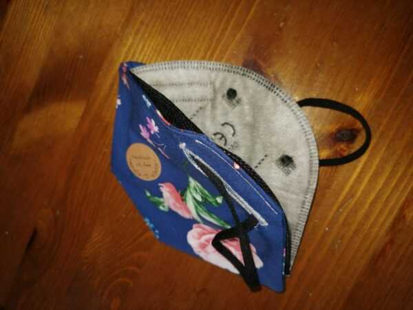 Mundschutz Cover Für Ffp2-Masken Reine Baumwolle Blüten Blau