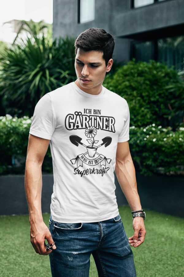 Ich Bin Gärtner Was Ist Deine Superkraft Schrebergarten Garten Gartenarbeit Kleingarten Blume Lustig Spaß Fun Sprüche Comedy Witzig T-Shirt