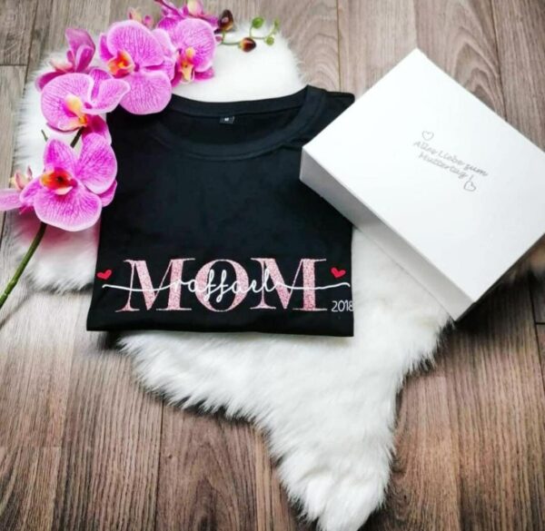 Mom T-Shirt, Personalisiert, in Geschenkebox, Name, Geburtsjahr, Geschenk, Geburt, Geburtstag