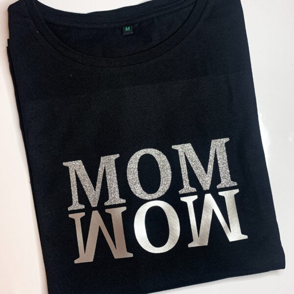 Mom Wow Statement T-Shirt | Mama Biobaumwolle Alltagsheldin Geschenk Shirt Mutertagsgeschenk Kreativlädchen Jani