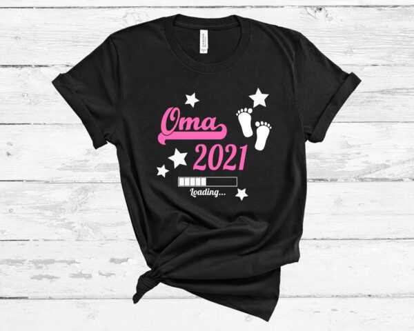 Oma Loading 2021 T-Shirt/Werdende Geschenk Shirt Überraschung