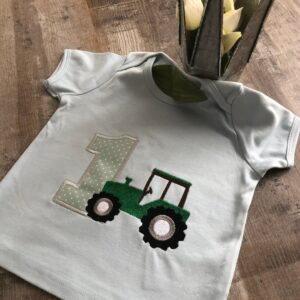 Personalisiertes Geburtstagsshirt, T-Shirt Für Jungen, Erster Geburtstag, Traktorliebe, Trecker