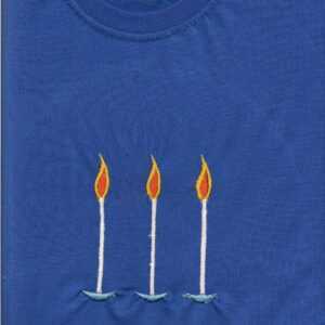T-Shirt Namen Kerzen Als Motiv Gestickt