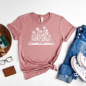 Wildblumen Buch Shirt, Buchliebhaber T-Shirt, Geschenk Für Buchliebhaber, Leseratten, Buchverkäufer Geschenk, Lehrer, Leser T-Shirt