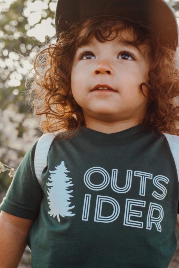 Außenseiter Kinder T-Shirt/Adventure Kids Shirt | Kleinkind Mädchen Tee Junge Hipster Camping Grafik