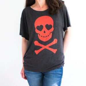 Vintage Herz Totenkopf Print T-Shirt, Kreuzknochen Jersey Top, Pirat Rote Red Skull Casual & Crossbones T-Shirt