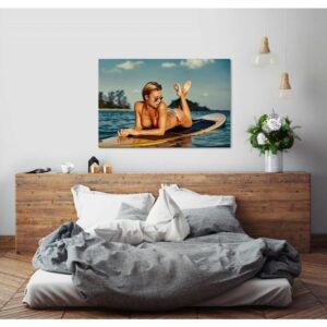 Sinus Art - Frau auf Surfboard Wandbild in verschiedenen Größen - 127916479_AS_80x120cm_2019